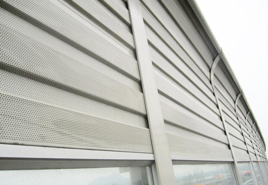 金属微孔声屏障